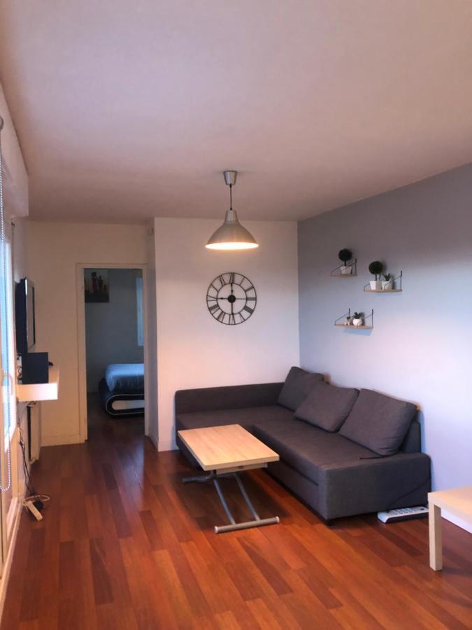Appartement T2 - Proche Rer ซัคทรูวิลล์ ภายนอก รูปภาพ